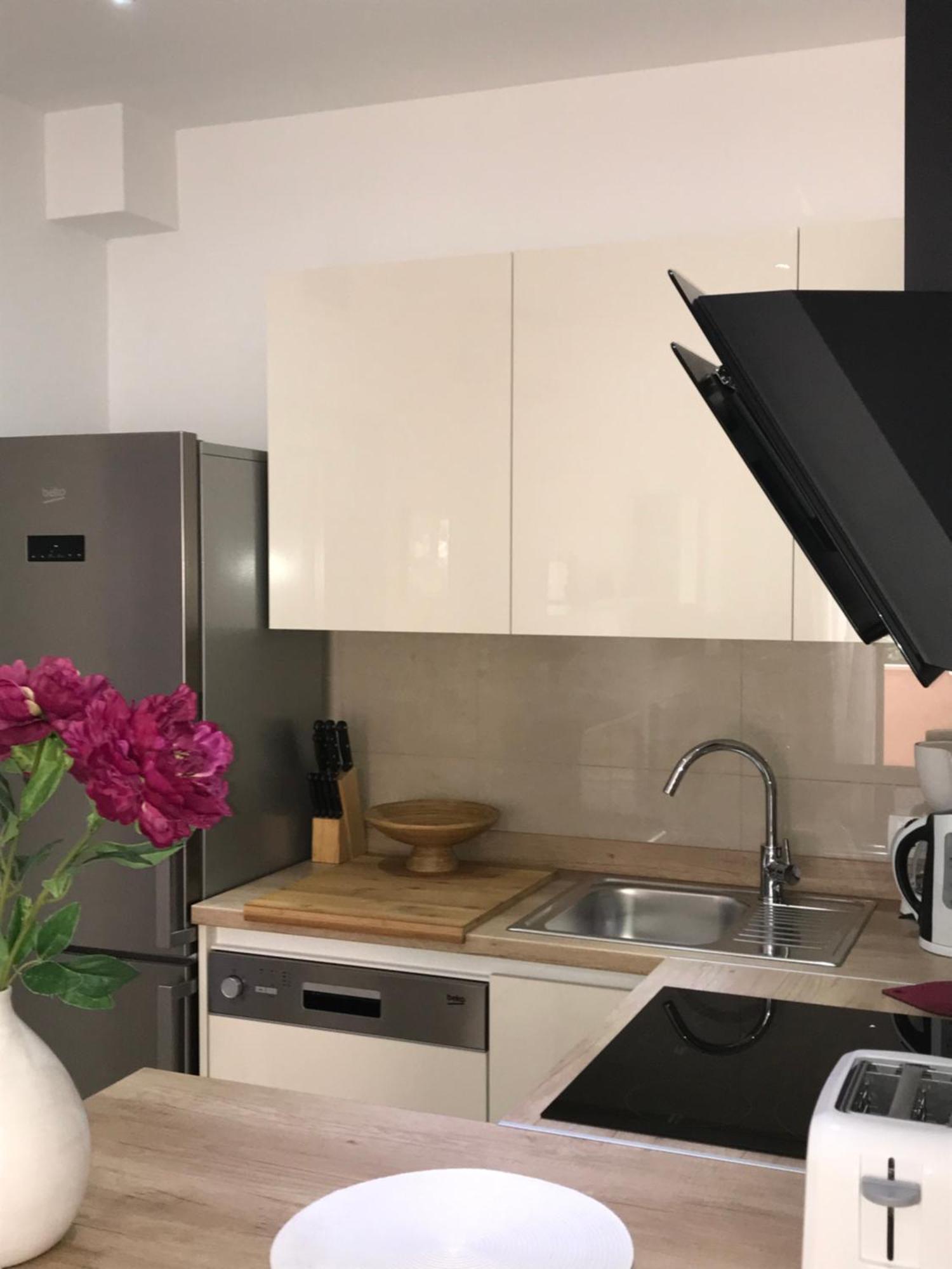 Apartments Jani Хвар Екстер'єр фото