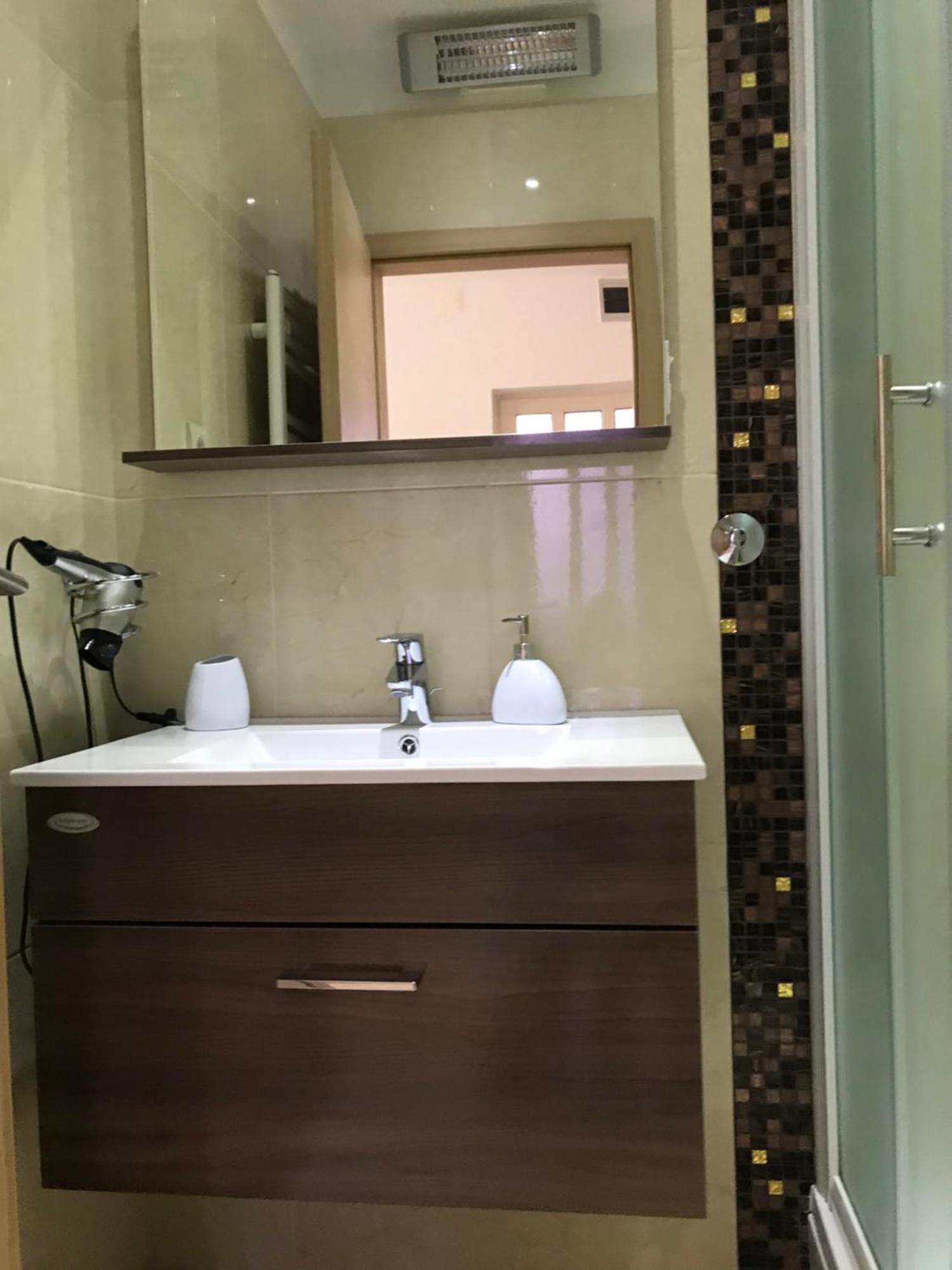 Apartments Jani Хвар Екстер'єр фото