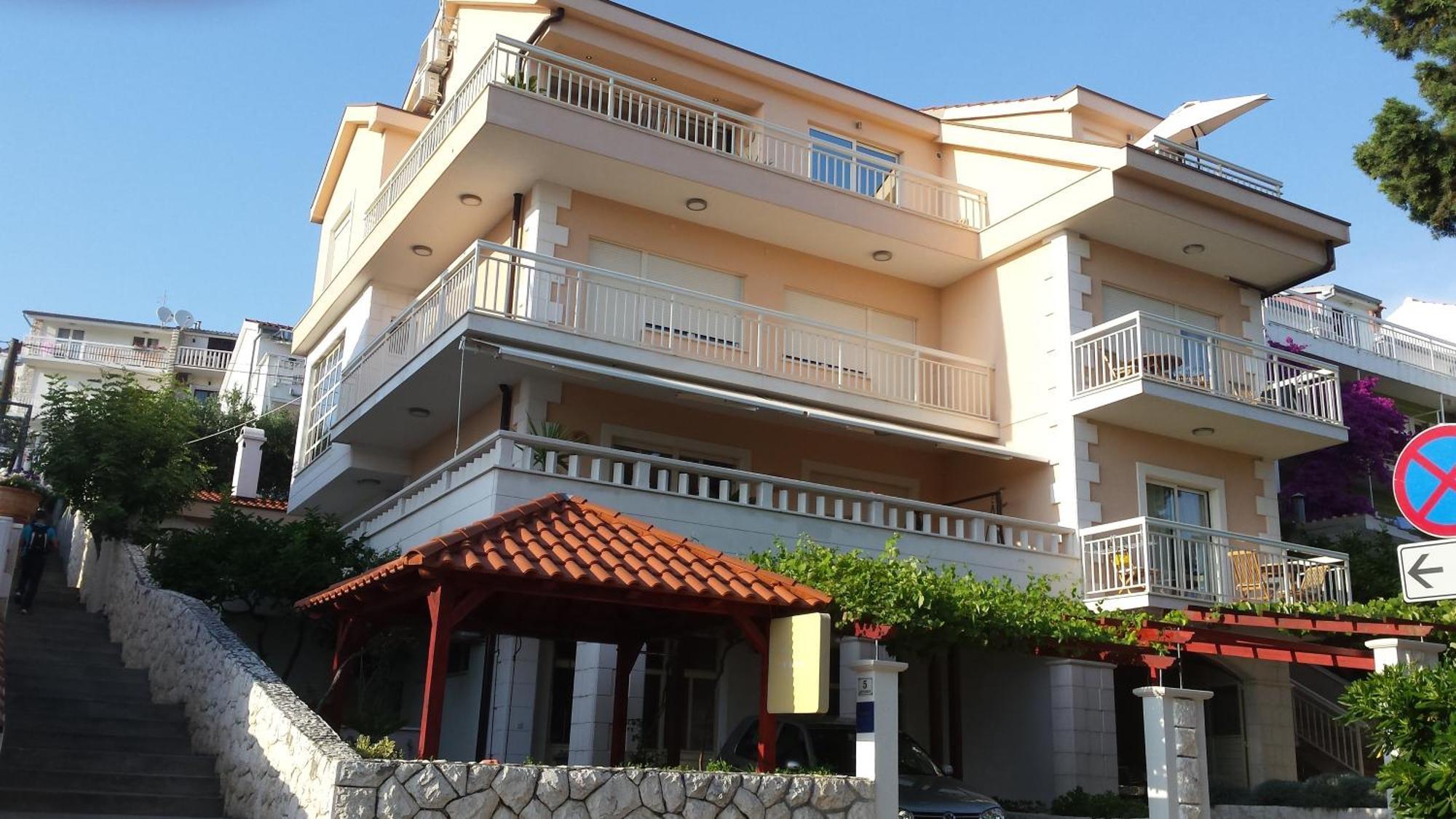Apartments Jani Хвар Екстер'єр фото