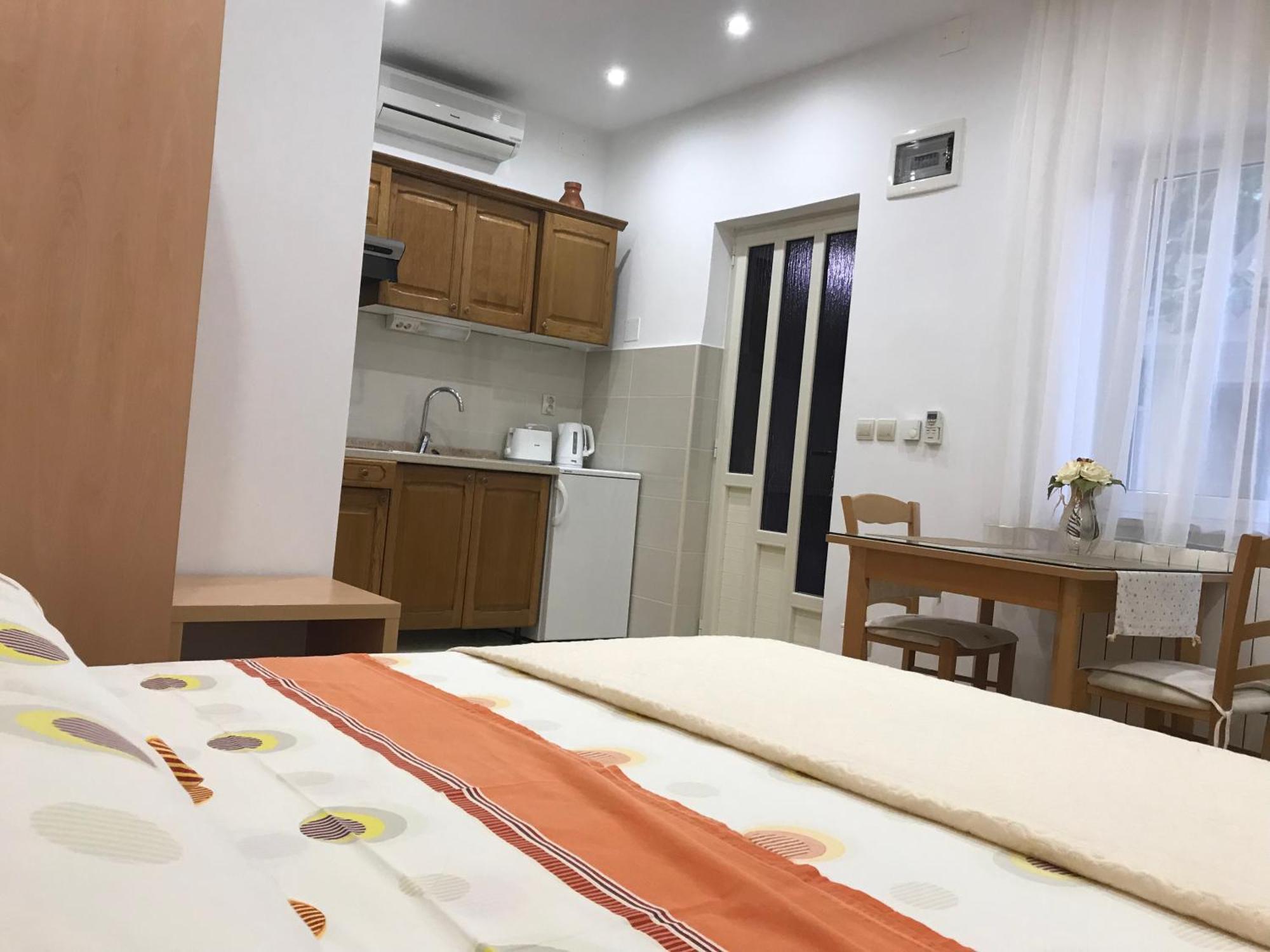 Apartments Jani Хвар Екстер'єр фото